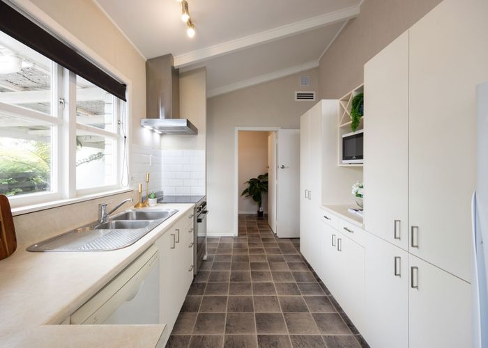  at 16 Patrick Place, Fitzroy, Hamilton, Waikato