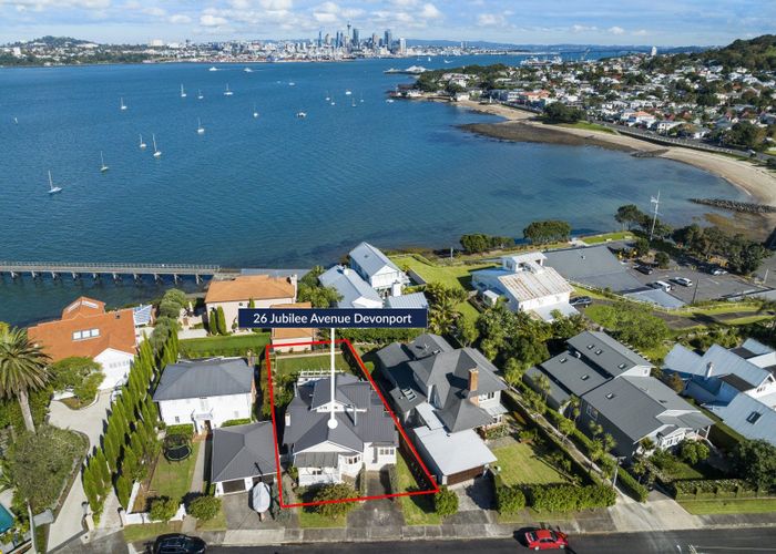  at 26 Jubilee Avenue, Devonport, Auckland