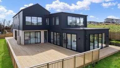  at 4 Backridge Way, Flat Bush, Auckland