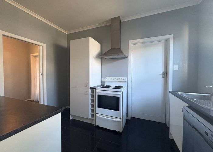  at 2/2 Emerson St, Petone, Lower Hutt, Wellington