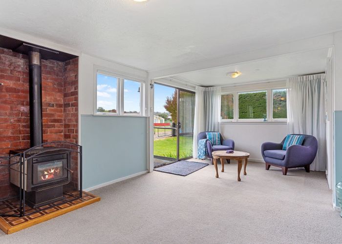 Free property data for 3 Seaward Drive, Amberley, Amberley homes.co.nz