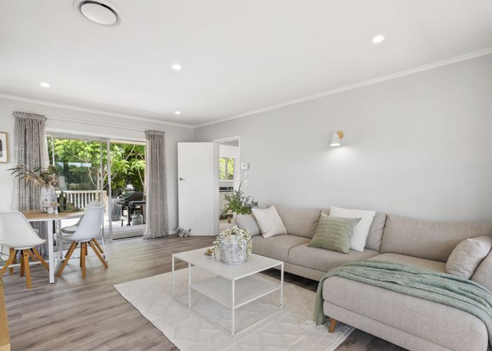  at 11 Hague Place, Birkenhead, Auckland