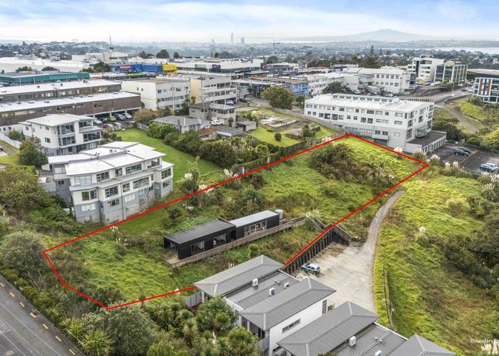 at 6 Huka Road, Birkenhead, North Shore City, Auckland