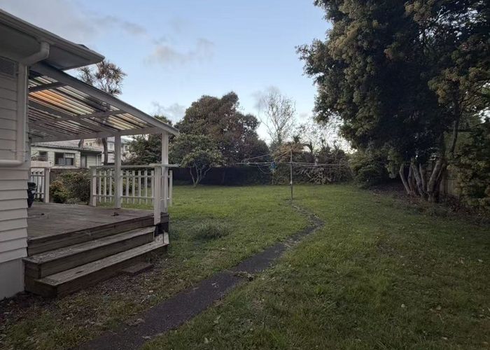  at 26 pinedale pl, Henderson, Waitakere City, Auckland