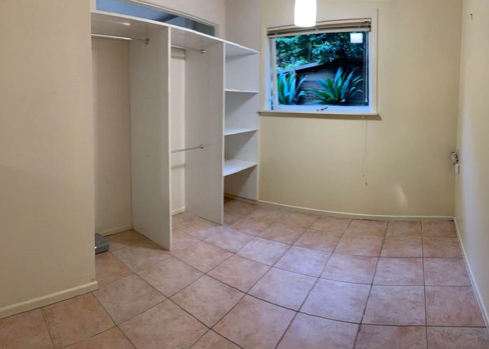  at 1/17 Maungarei Road, Remuera, Auckland