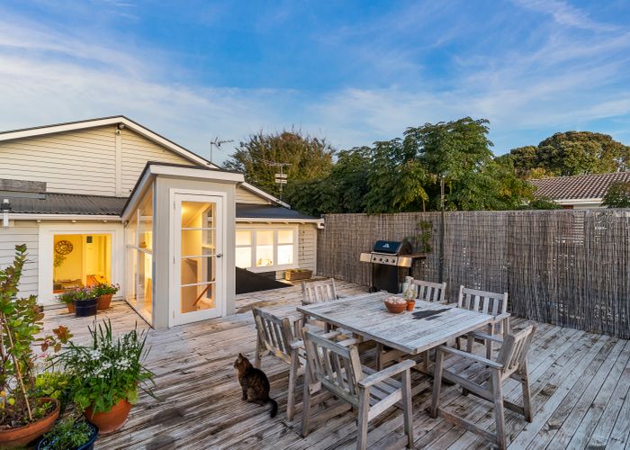  at 31 Volcanic Street, Mount Eden, Auckland
