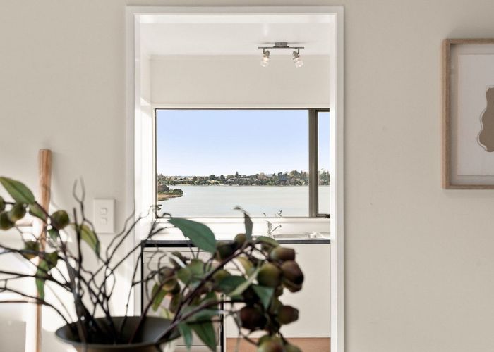  at 250b Grange Road, Otumoetai, Tauranga, Bay Of Plenty