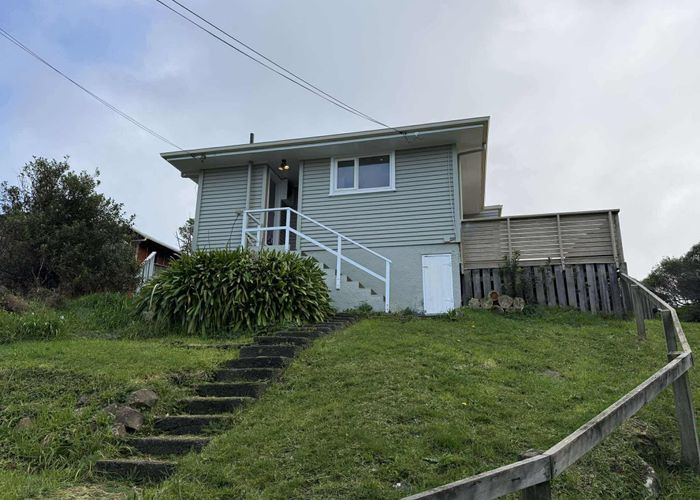  at 52 Ruskin Road, Newlands, Wellington, Wellington
