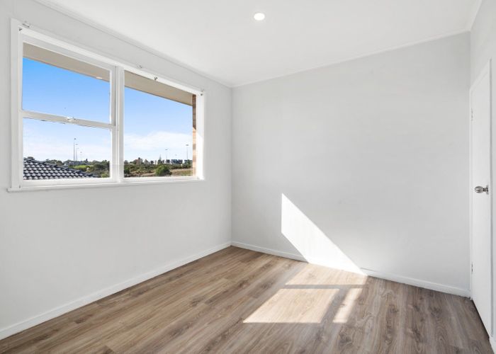  at 9/85 Edmonton Road, Henderson, Waitakere City, Auckland