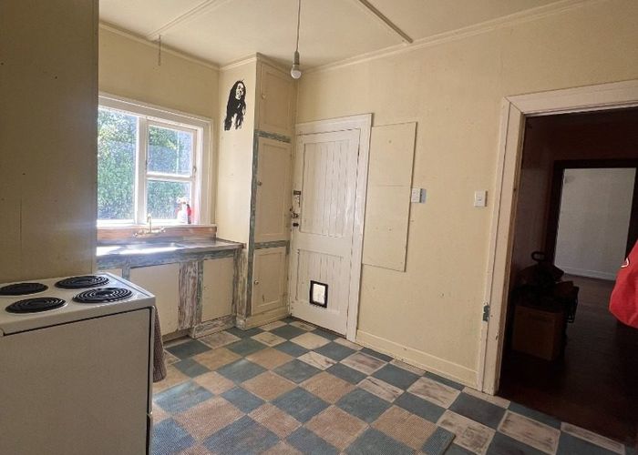  at 64a Te Wharepouri Street, Berhampore, Wellington, Wellington