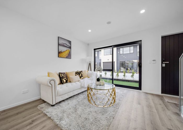  at 43E Beach Road, Pahurehure, Papakura, Auckland