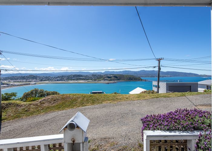  at 16 View Road, Houghton Bay, Wellington