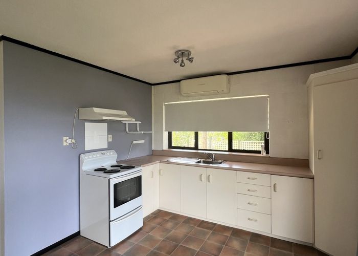  at 16 Pounamu Place, Shelly Park, Auckland