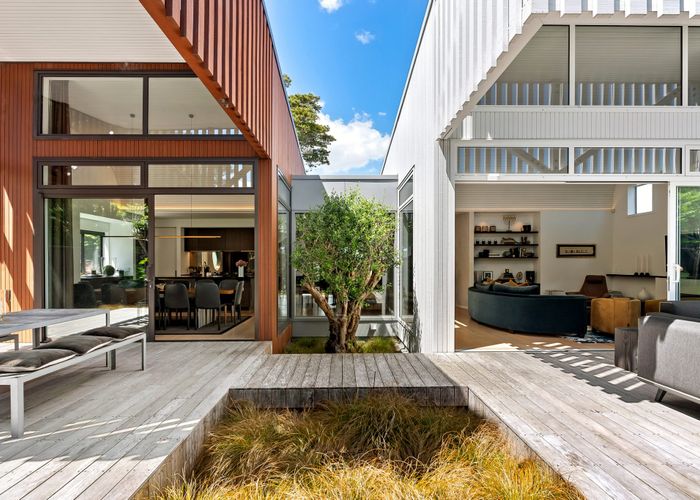  at 8 Mount Hobson Lane, Remuera, Auckland City, Auckland