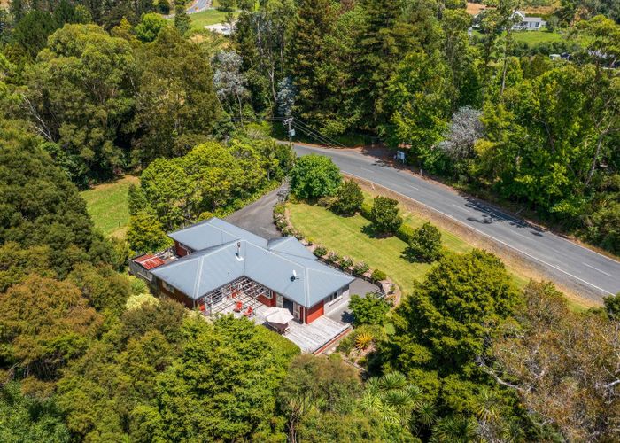  at 1527 Weranui Road, Silverdale