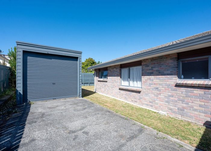  at 35 Carter Drive, Pomare, Rotorua