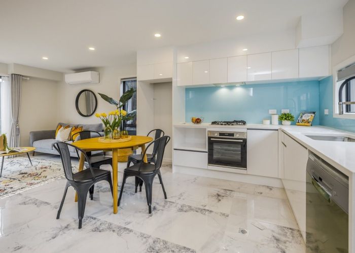  at 2/174 Ireland Road, Mount Wellington, Auckland City, Auckland