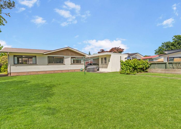  at 8 Beverley Crescent, Hillcrest, Hamilton