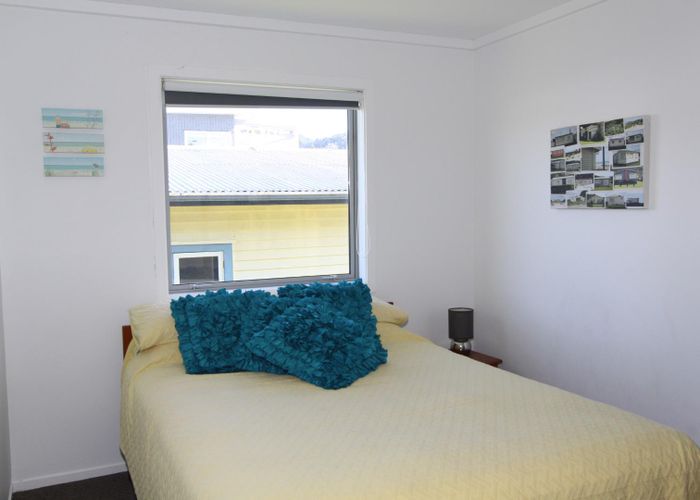 Free property data for 27 Brighton Road, Waihi Beach homes.co.nz