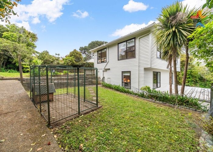  at 12 Montgomery Avenue, Karori, Wellington