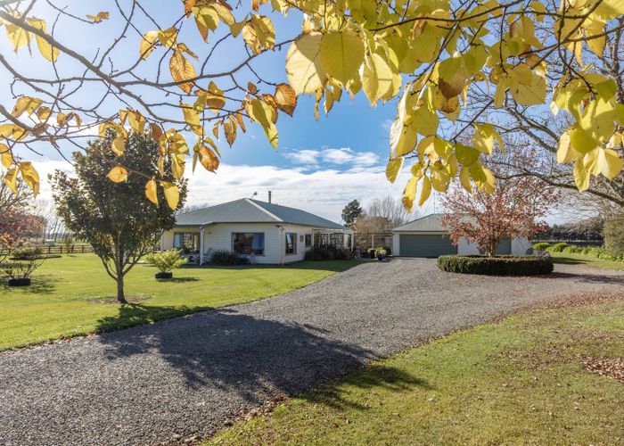  at 2/82 Station Road, Takapau, Waipukurau