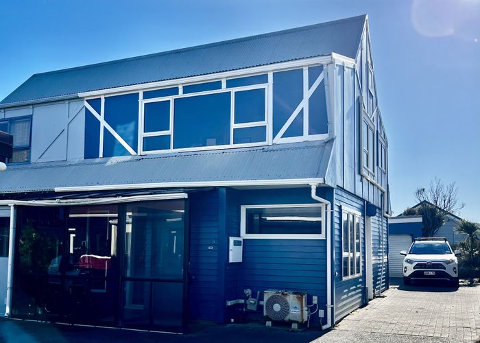  at 4/30 Lyall Parade, Lyall Bay, Wellington, Wellington