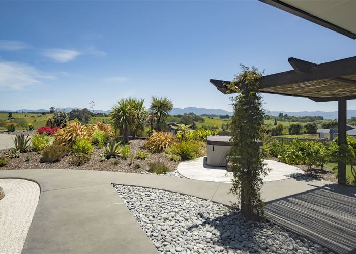 at 374 Pomona Road, Tasman