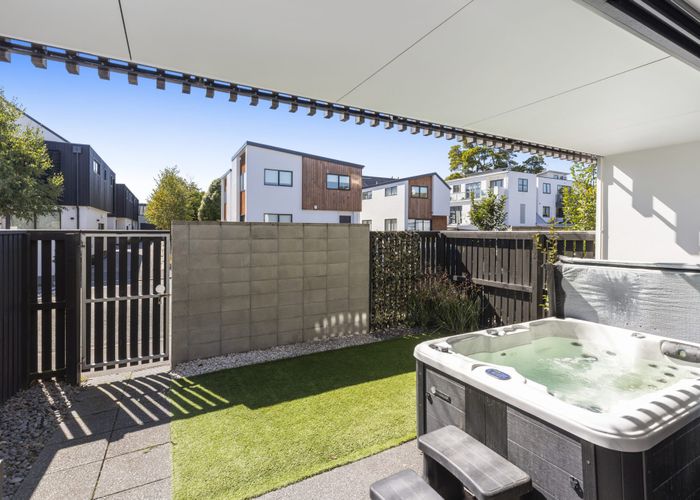  at 2/11 Exeter Street, Merivale, Christchurch City, Canterbury