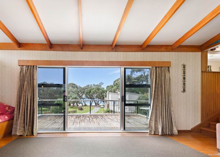  at 7 Barron Lane, Whananaki, Hikurangi
