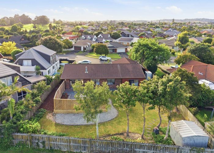  at 92 Frank Nobilo Drive, Golflands, Manukau City, Auckland