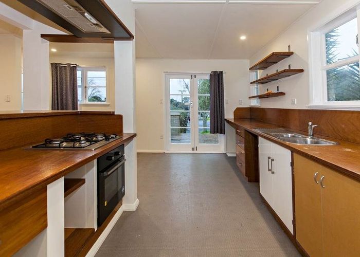  at 65 Court Crescent, Panmure, Auckland