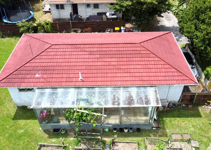  at 2/32 Latham Avenue, Pakuranga, Manukau City, Auckland