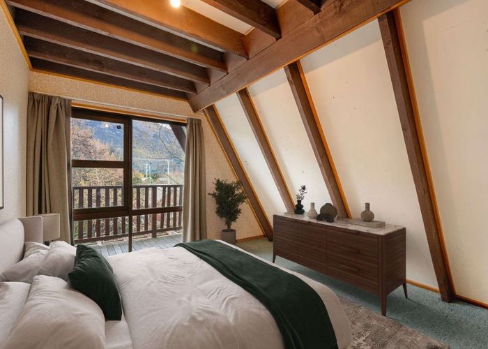  at 4 Bodkin Street, Lake Hawea, Wanaka