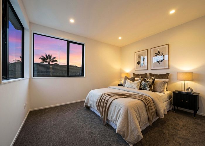  at Lot 2/3 Jillteresa Crescent, Half Moon Bay, Manukau City, Auckland