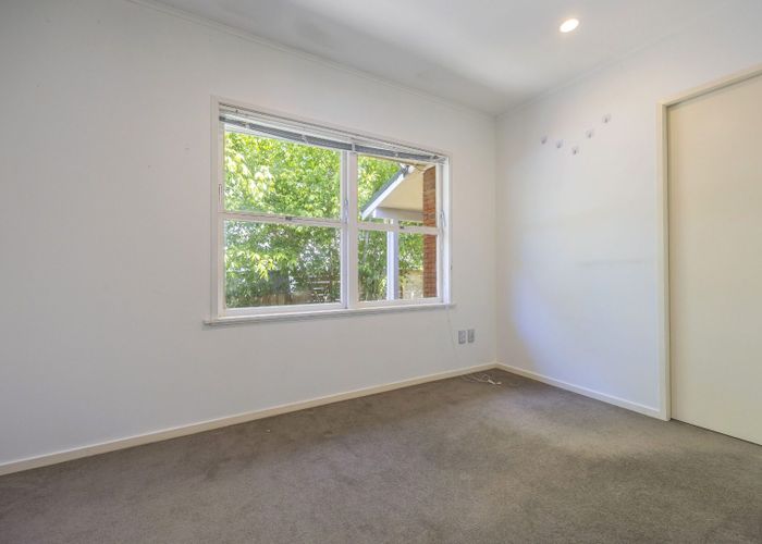  at 54 Nile Road, Milford, North Shore City, Auckland