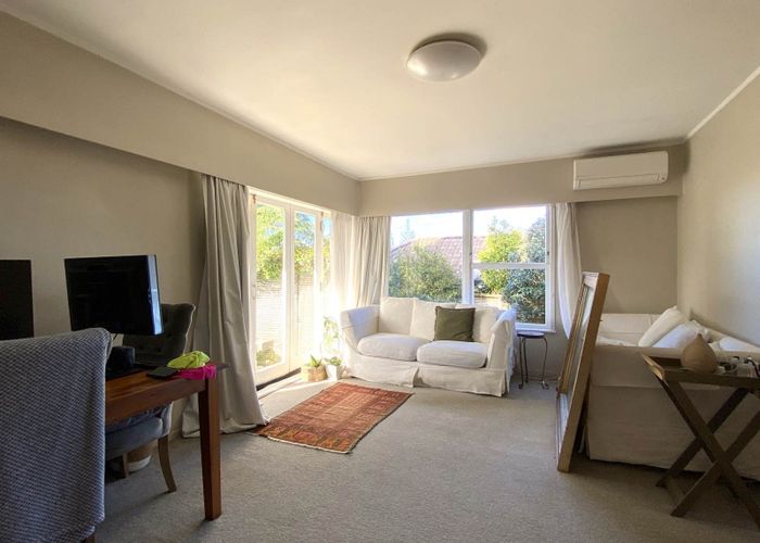  at 2/8A Belmont Terrace, Milford, North Shore City, Auckland