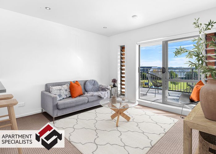  at 71 Spencer Road, Albany, North Shore City, Auckland