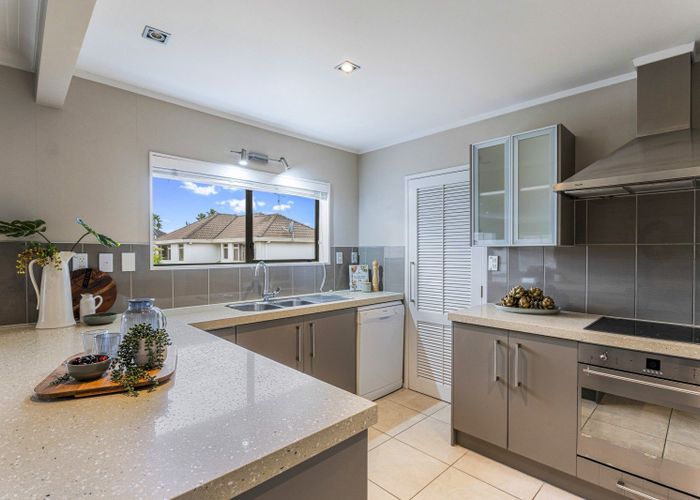  at 2/4 Melanesia Road, Kohimarama, Auckland City, Auckland