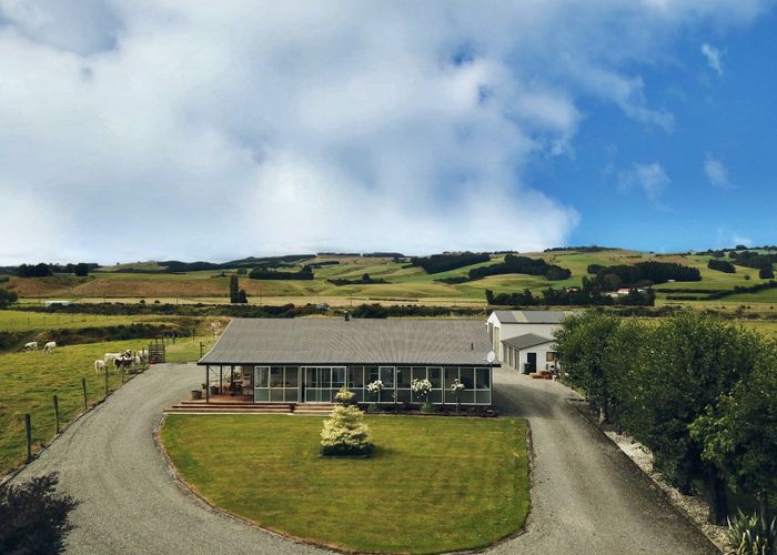  at 35 Pioneer Highway, Mataura, Gore, Southland