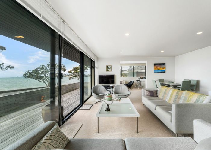  at 2/195 Tamaki Drive, Kohimarama, Auckland City, Auckland