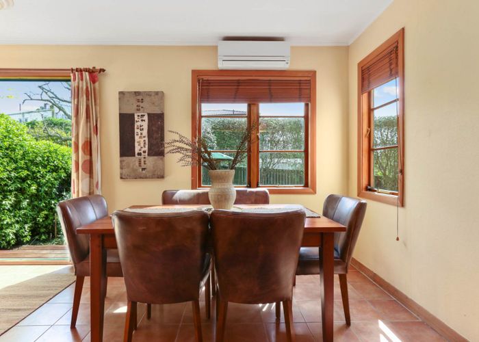  at 20 William Avenue, Greenlane, Auckland