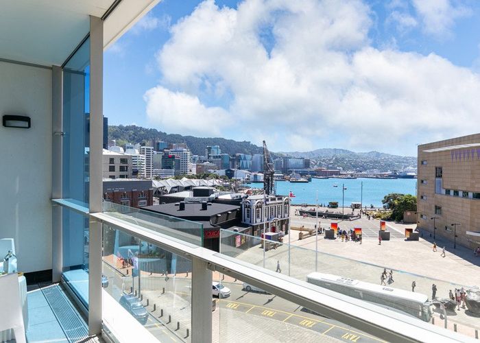  at 5A/42 Cable Street, Te Aro, Wellington