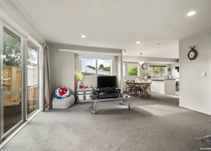  at 2/36 Nile Road, Milford, North Shore City, Auckland