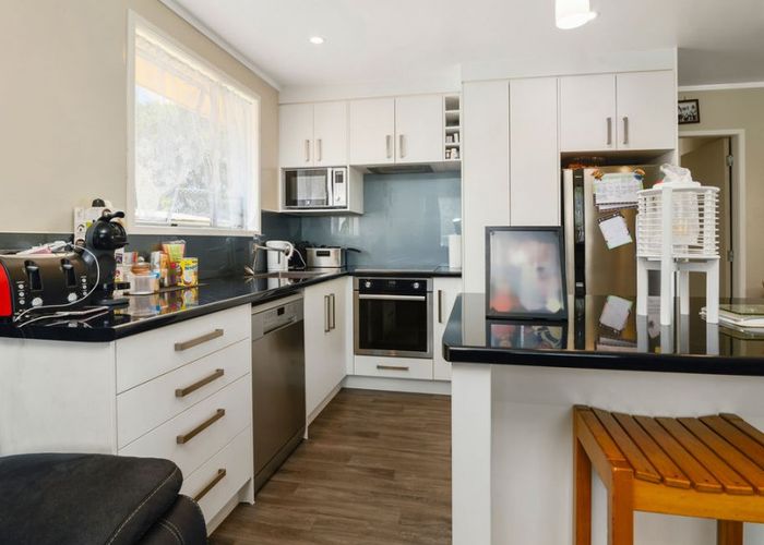  at 9 Luke Place, Fairy Springs, Rotorua