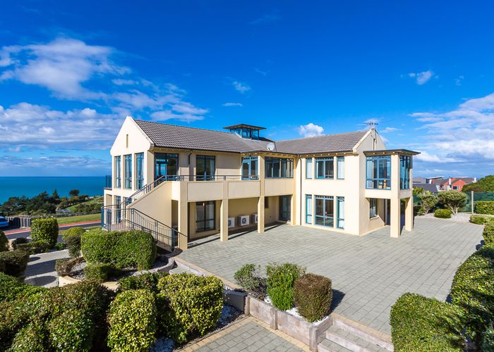  at 6 Highgrove, Saint Clair, Dunedin