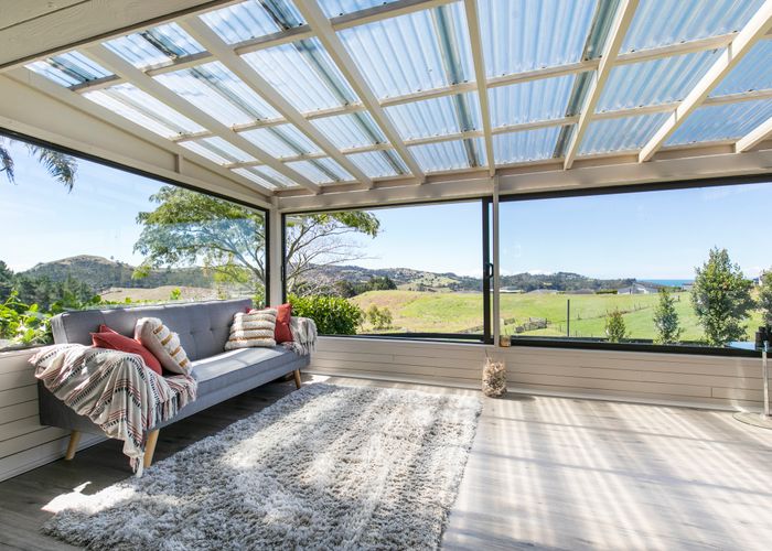  at 115 Hillcrest Road, Hatfields Beach, Orewa