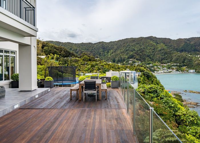  at 117 Marine Drive, Sorrento Bay, Lower Hutt