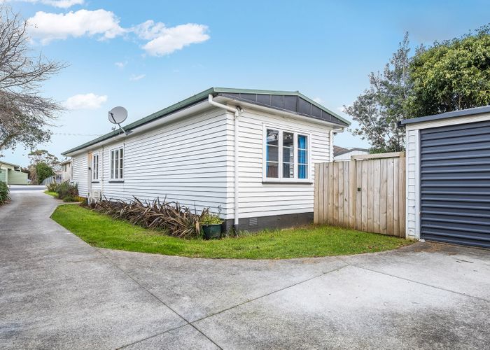  at 28 Panorama Road, Mount Wellington, Auckland