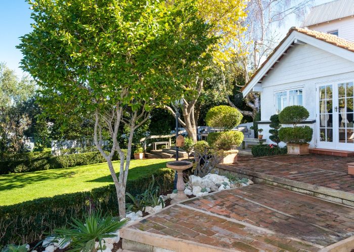  at 7 Cobden Lane, Bluff Hill, Napier, Hawke's Bay