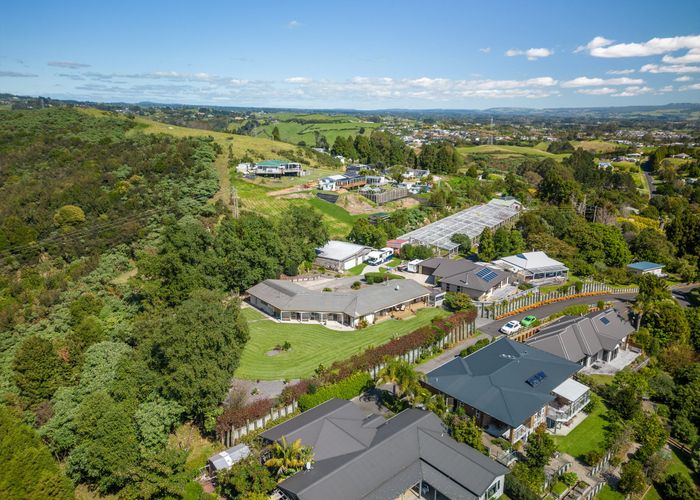  at 12 Tobacco Hill, Welcome Bay, Tauranga